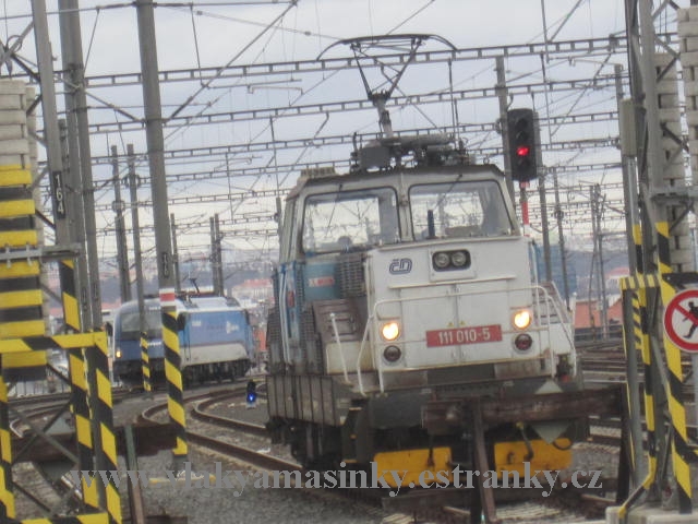 111 010-5 ČD (2)